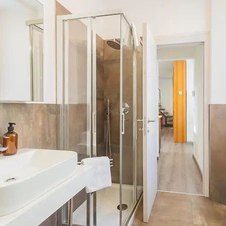 La Casa Di Nino By Rent All Como Exterior photo